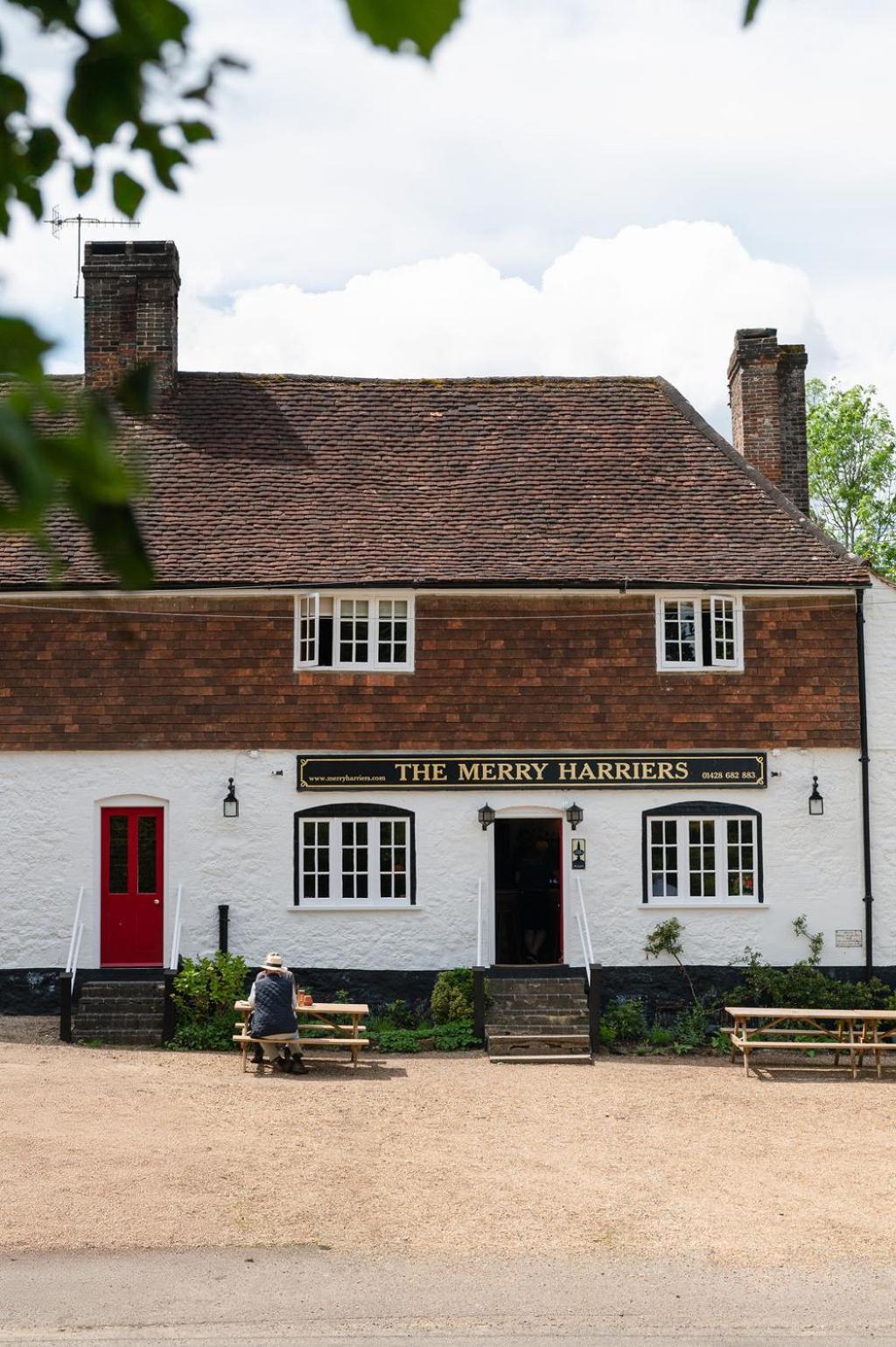 The Merry Harriers Pub Hambledon  Esterno foto